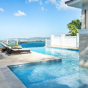 https://cbp-vacations-luxury-villa-montego-bay.comcaribbean.com